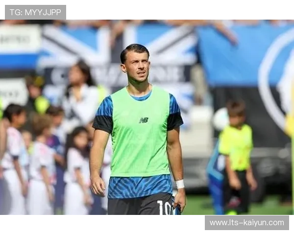 老将沙奇里34岁宝刀未老,赛季进球助攻上双 老将沙奇里34岁宝刀未老,赛季进球助攻上双