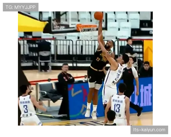 深圳年轻球员王浩然崛起：连续高光表现能否颠覆CBA传统格局？